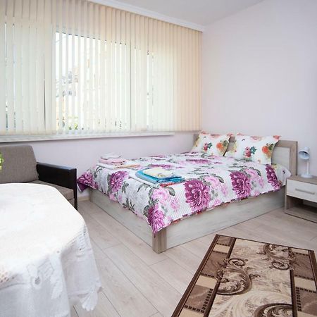 Lynn'S Oasis-Ocean Touch In Core Downtown Leilighet Burgas by Eksteriør bilde